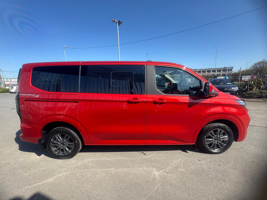 2026 Ford Tourneo Custom Titanium RE/RS Wheelchair Accessible Taxi