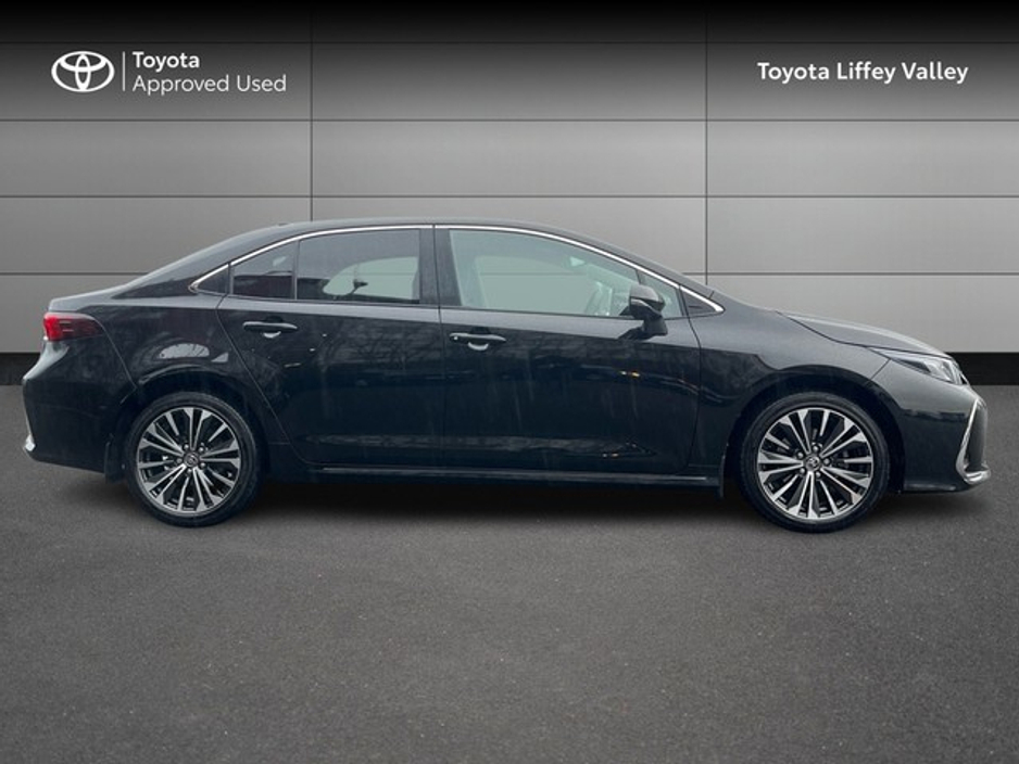 2023 Toyota Corolla COROLLA LUNA SPORT HYBRID SALOON €29,950
