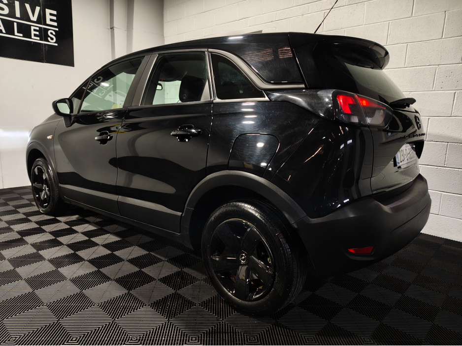 2023 Opel Crossland X - image 18