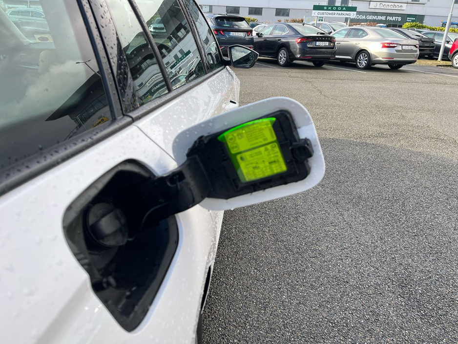 2022 Skoda Octavia - image 15