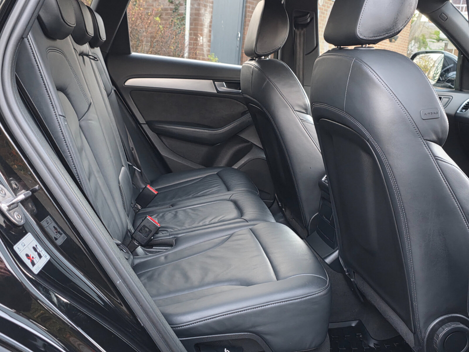 2015 Audi Q5 2.0TDI 150HP Ultra S Line €19,995