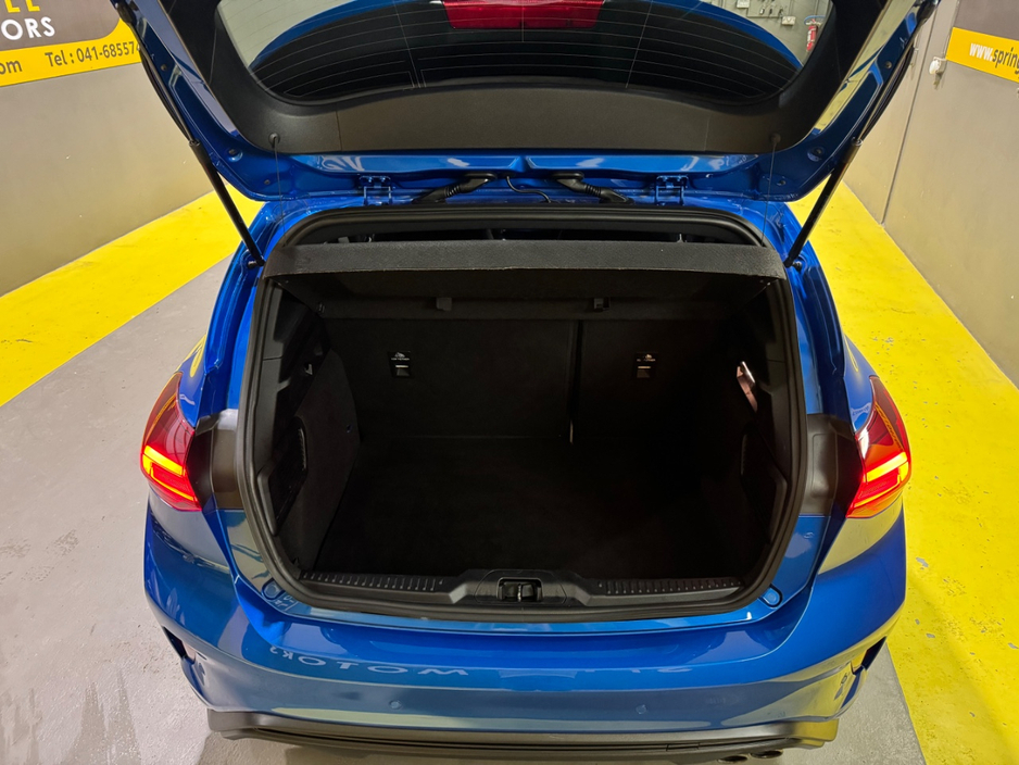 2023 Ford Focus - image 28