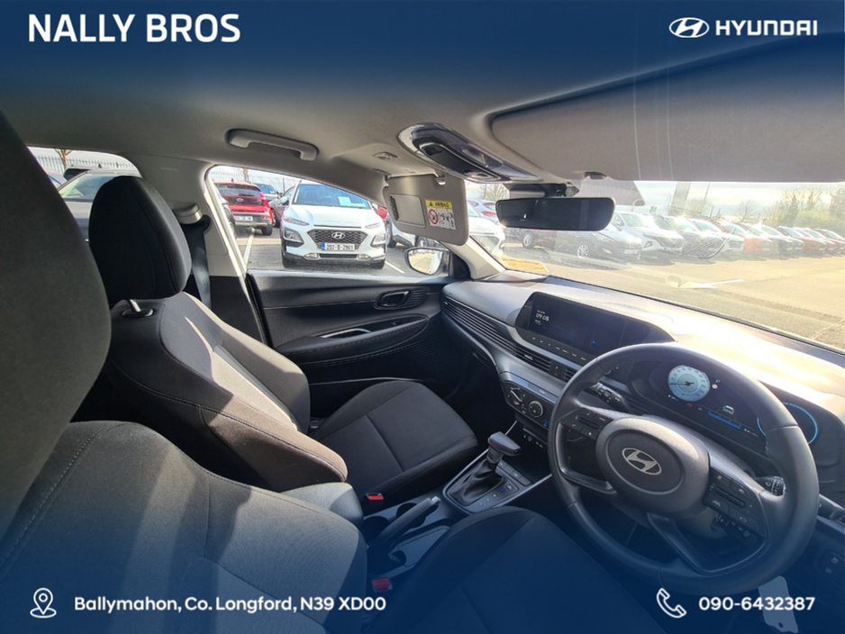 2025 Hyundai i20 - image 8