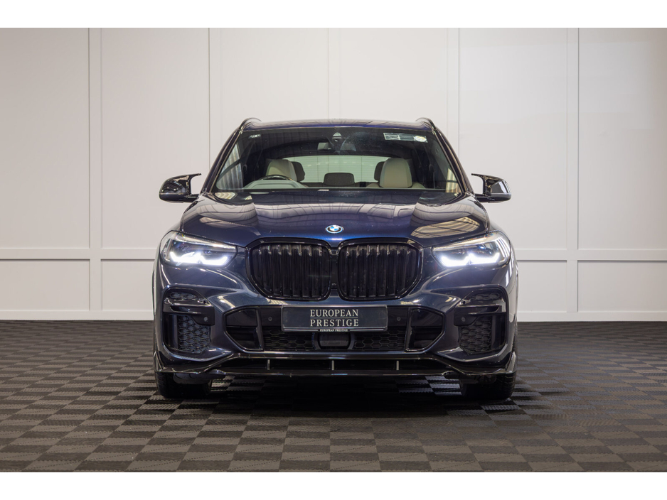 2022 BMW X5 xDrive45e M Sport €57,950
