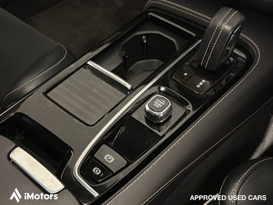 2022 Volvo S90 - image 21