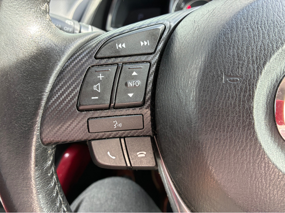 2015 Mazda Demio - image 16