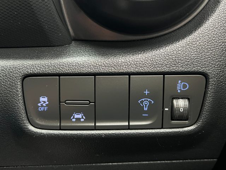 2019 Hyundai Kona - image 31