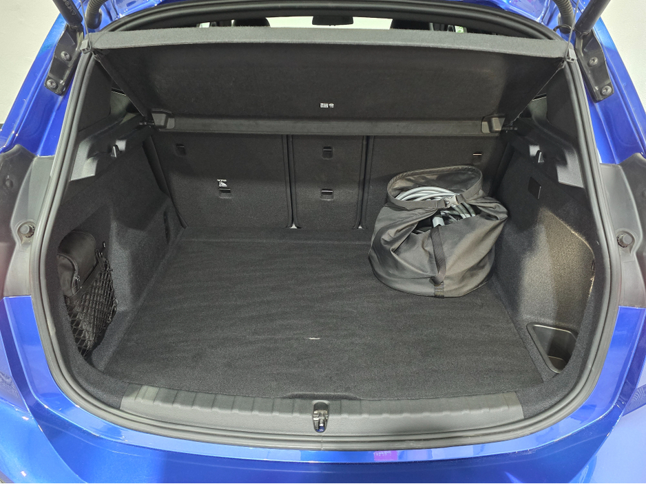 2023 BMW 2 Series Active Tourer - image 12