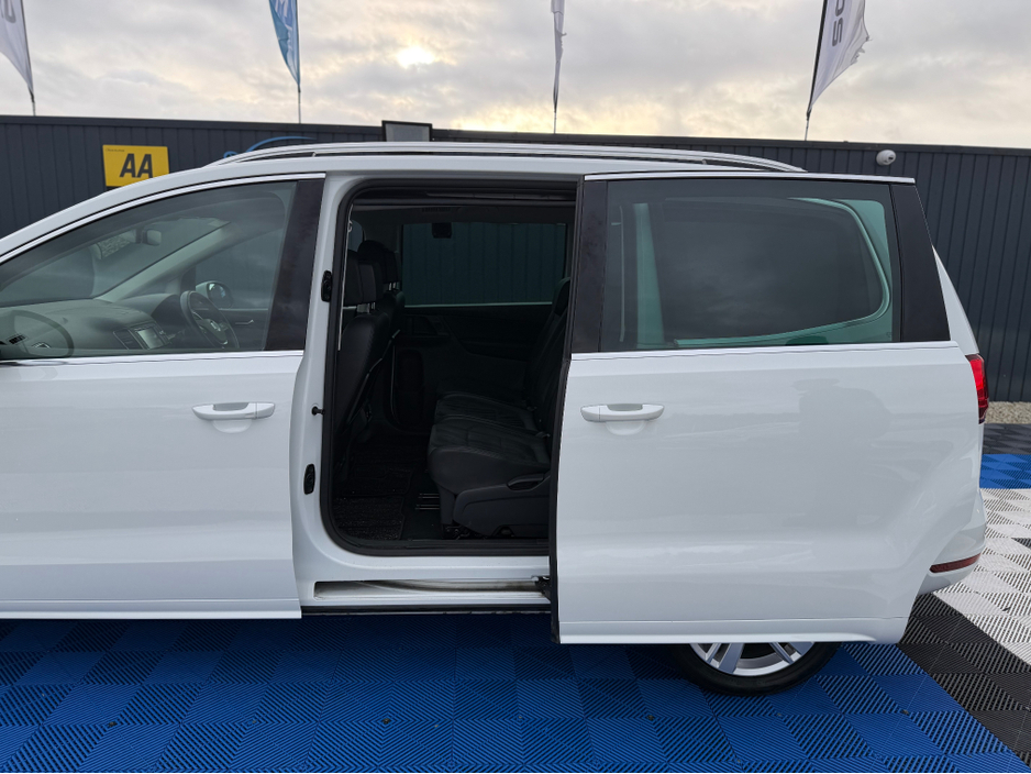2019 Volkswagen Sharan - image 38