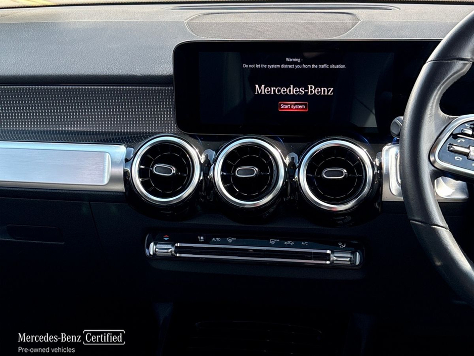 2023 Mercedes-Benz GLB - image 11