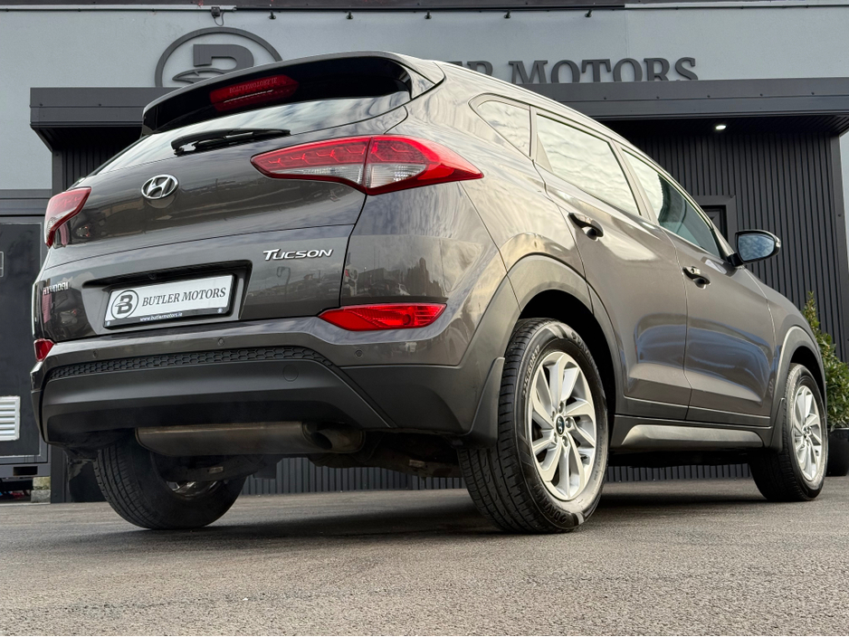 2016 Hyundai Tucson - image 12