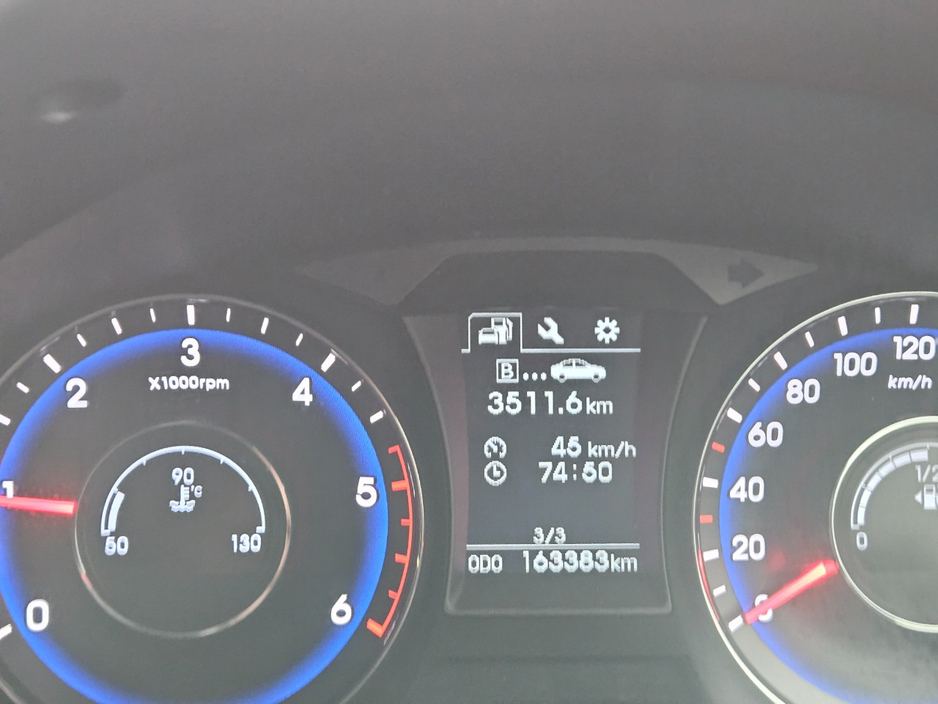 2017 Hyundai i40 - image 13