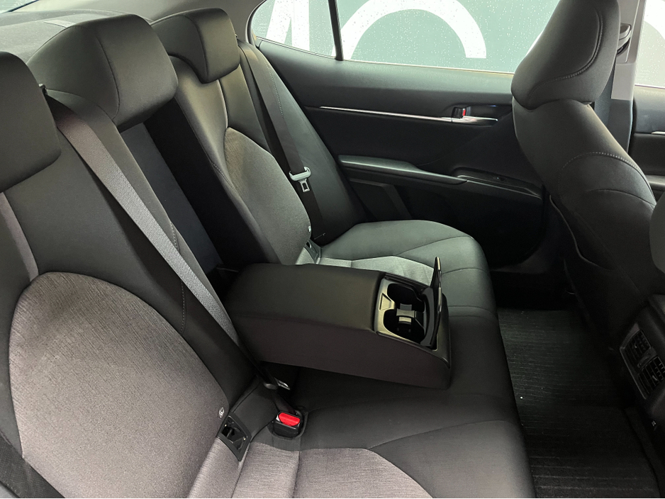 2021 Toyota Camry €25950 2021 TOYOTA CAMRY G 2.5 AUTOMATIC / CRUISE CONTROL / REVERSE CAMERA / ELECTRIC SEATS / PADDLE SHIFTERS AND MORE €25,950