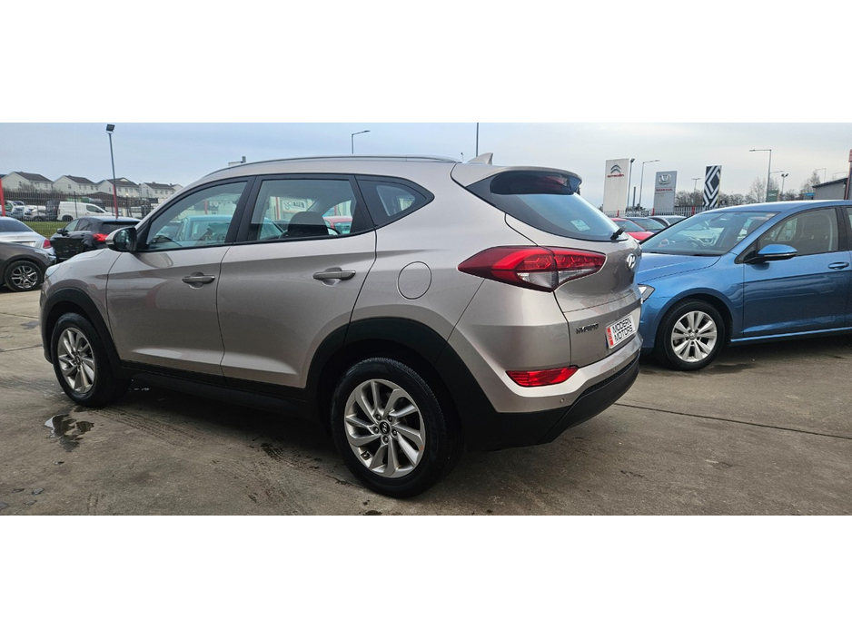 2015 Hyundai Tucson - image 19