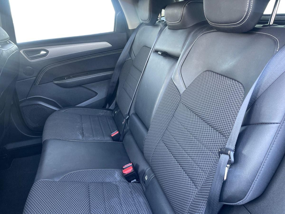 2023 Renault Arkana - image 11