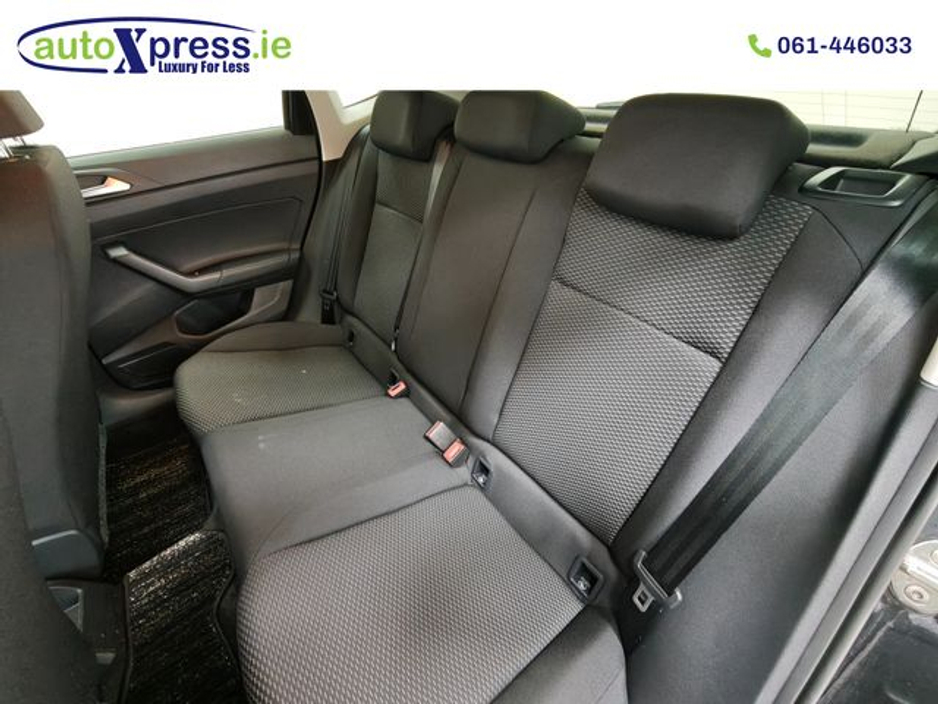 2019 Volkswagen Polo - image 6