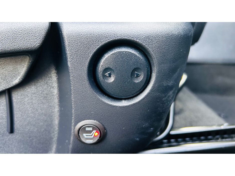 2024 Nissan Qashqai FULL LEATHER HEATED SEATS & PANORAMIC ROOF €27,995