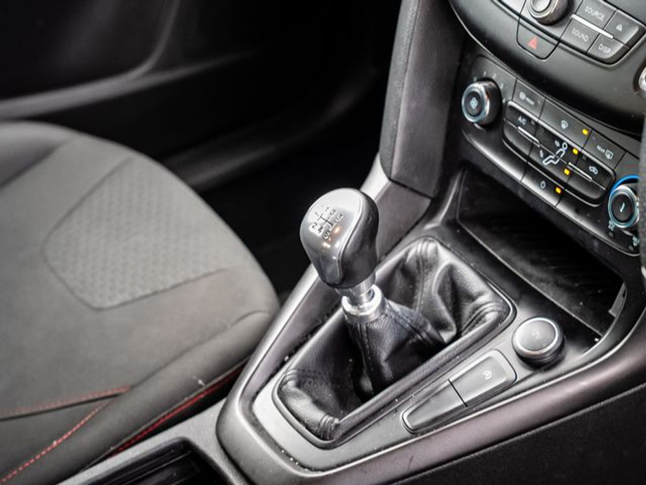 2017 Ford Focus 1.5 TDCI St-line 120PS 5DR €14,950