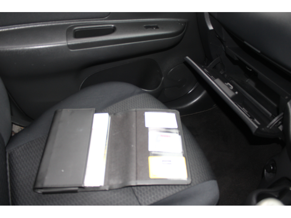 2012 Nissan Micra - image 14