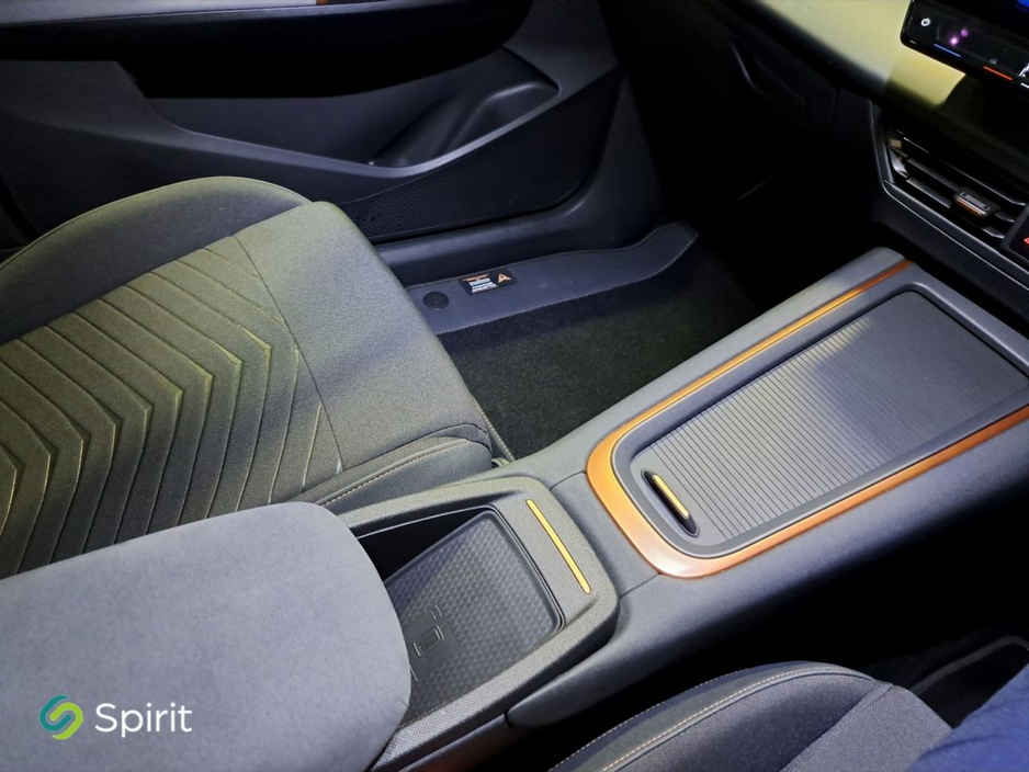 2024 Cupra Born - image 12