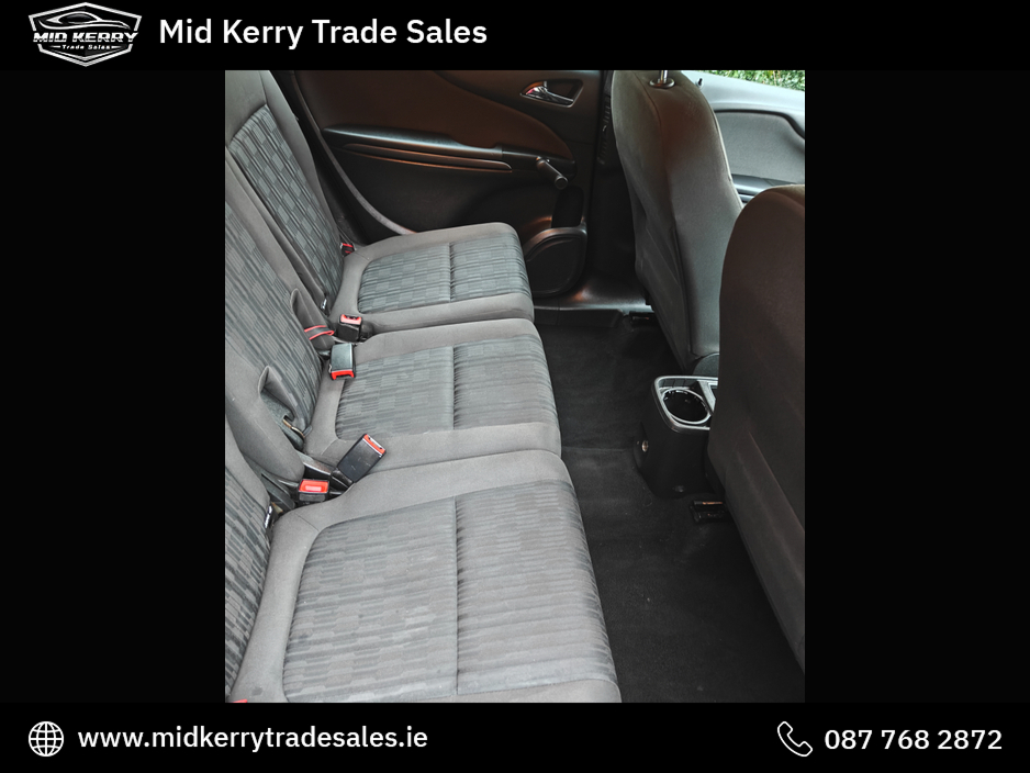 2015 Opel Zafira - image 12