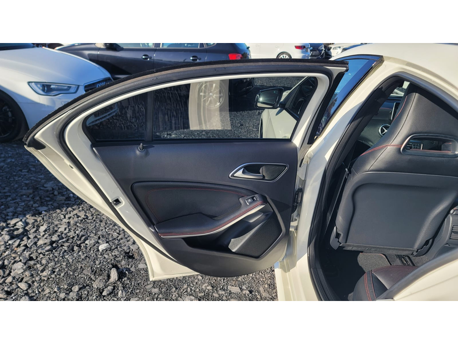 2014 Mercedes-Benz A Class - image 16