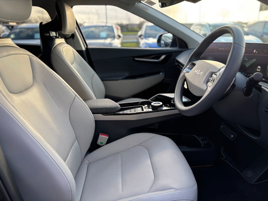 2025 Kia EV6 Earth SEM (Finance available at 3.9% apr) €45,995