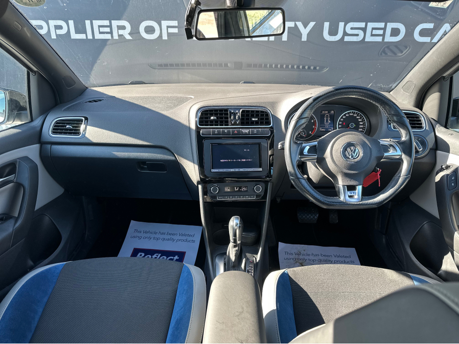 2013 Volkswagen Polo - image 9