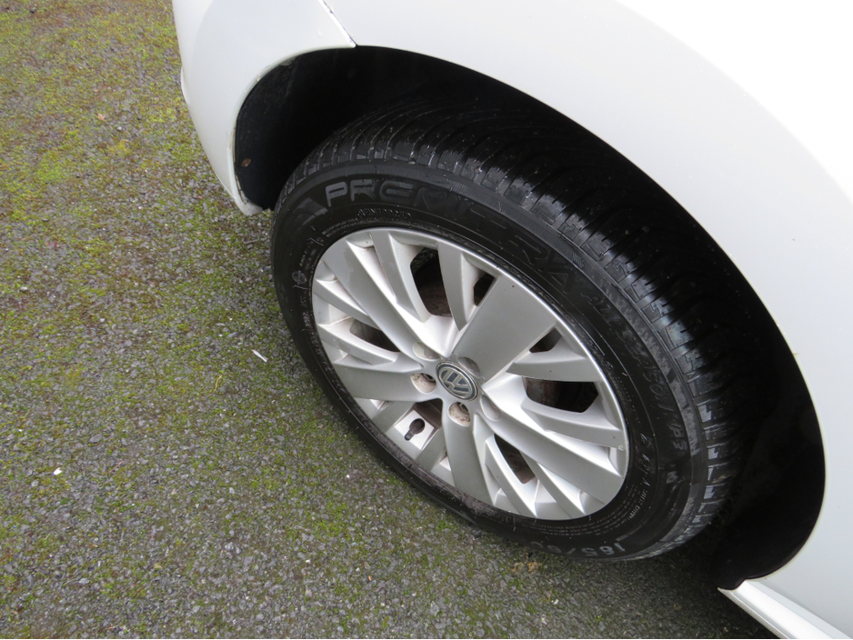 2014 Volkswagen Polo 1.4 TDI 3DR SPORTS IN WHITE   FRESH NCT 27 €5,750