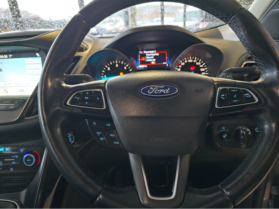 2017 Ford Kuga - image 17