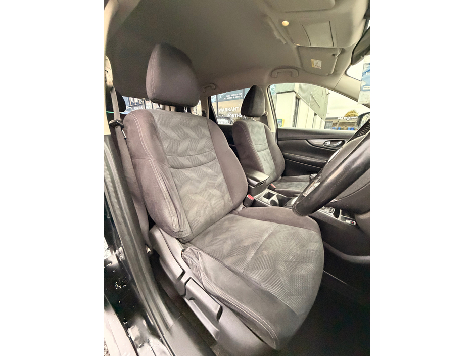 2016 Nissan X-Trail 1.6 SV DP 5 SEAT E6 4DR €8,950