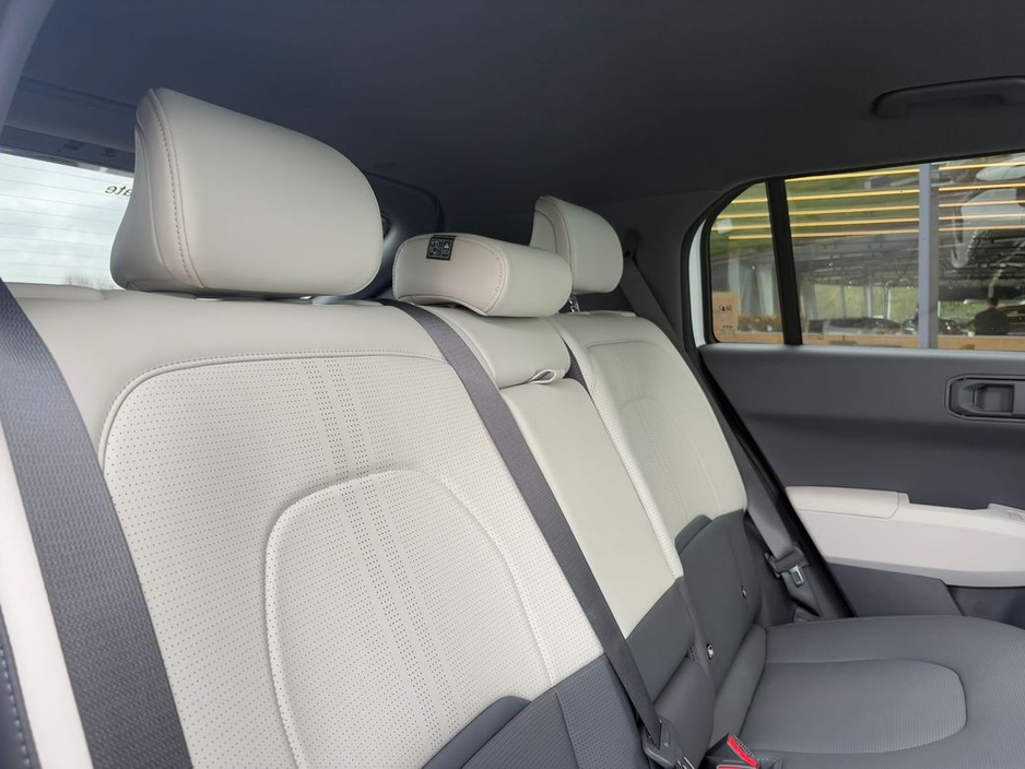 2026 Kia EV3 - image 28