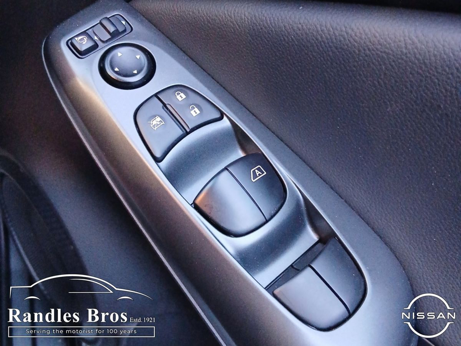 2025 Nissan Juke - image 18