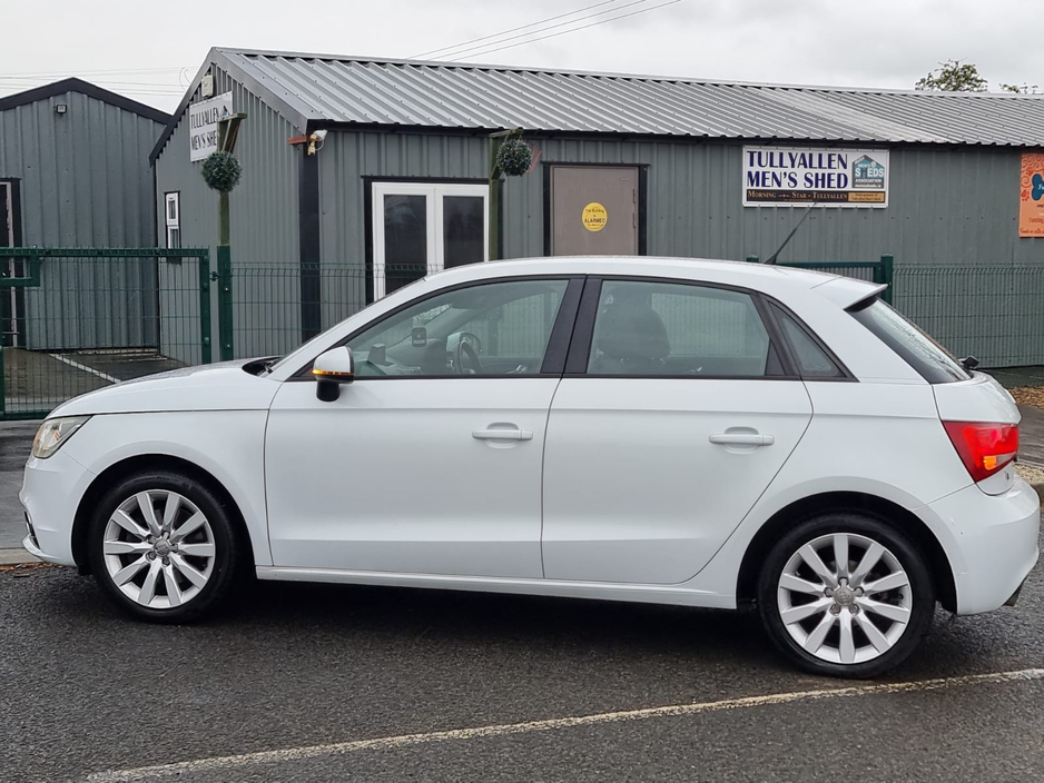 2013 Audi A1 - image 15