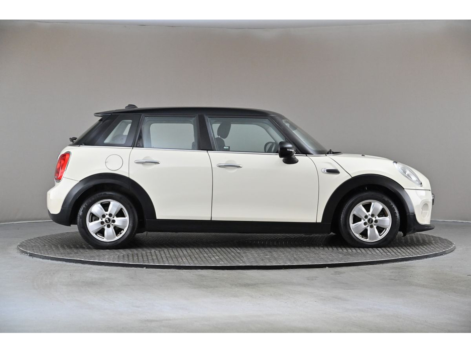 2016 MINI Hatch 1.5 AUTO 5DR *1 YEARS WARRANTY* €14,990