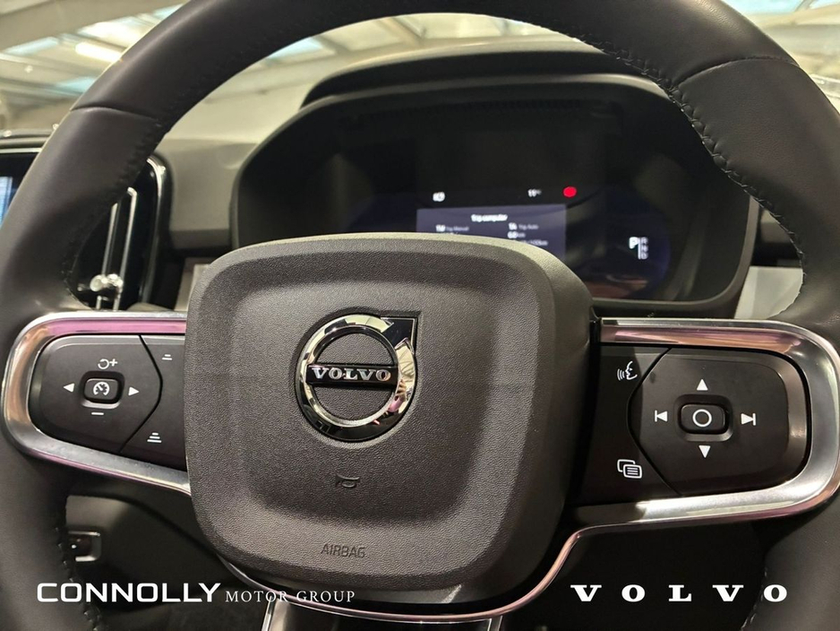 2023 Volvo XC40 BEV 231hp Ultimate €249pm €30,995