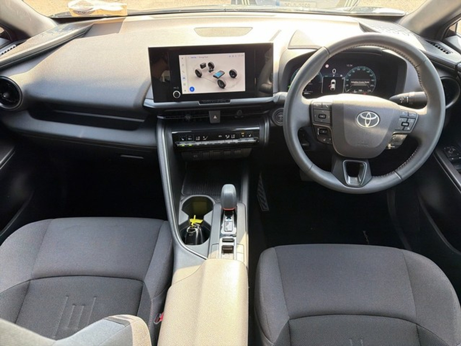 2024 Toyota C-HR - image 8