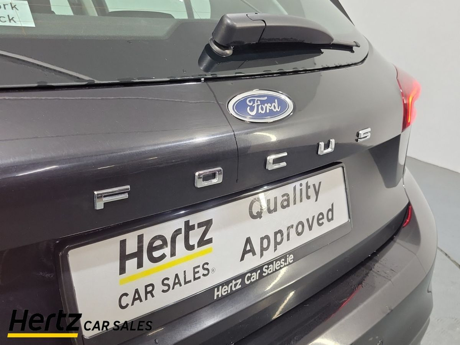 2023 Ford Focus - image 10