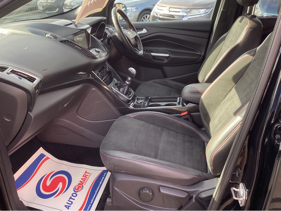 2018 Ford Kuga - image 16