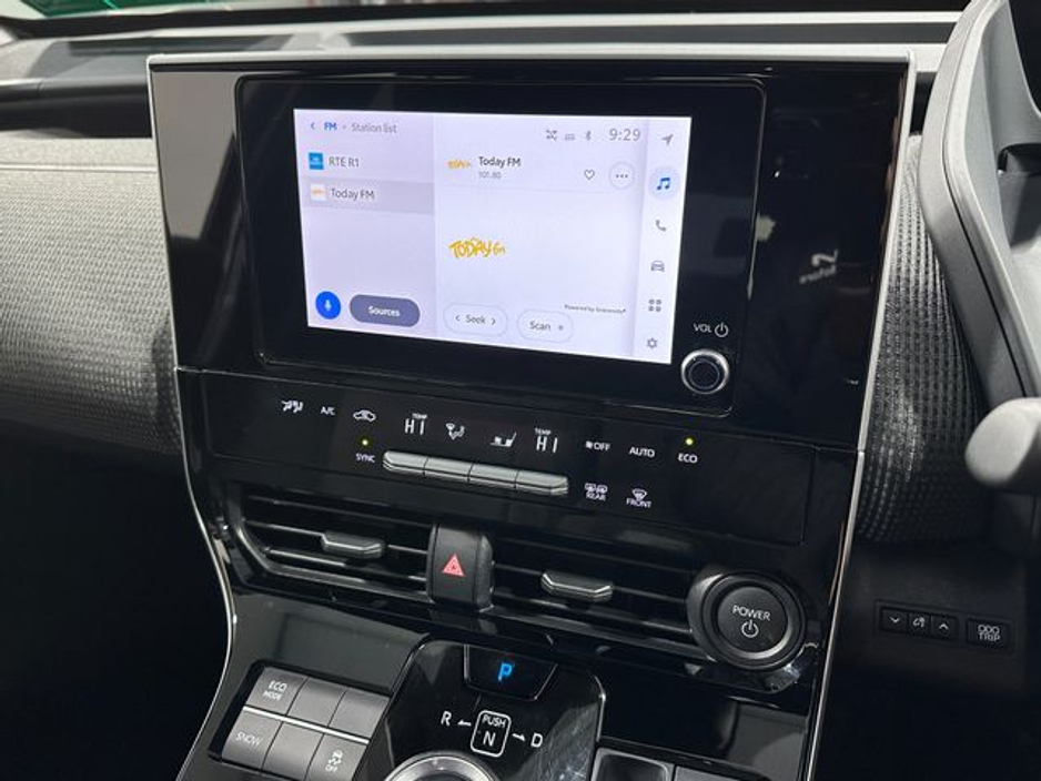 2024 Toyota bZ4X - image 16