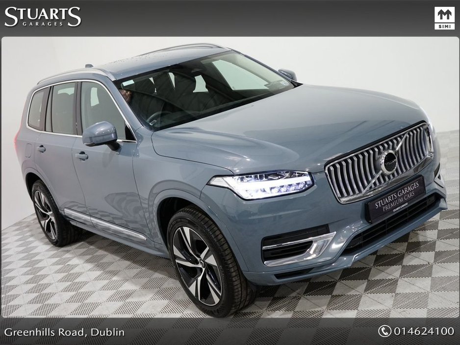 2023 Volvo XC90 - image 25