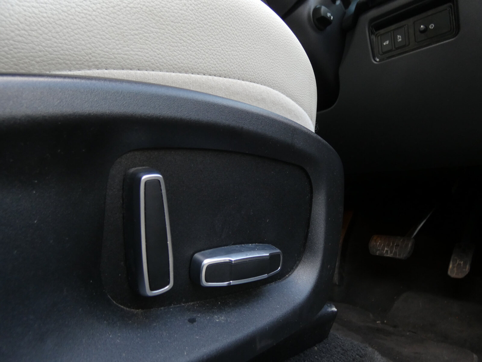 2020 Jaguar F-Pace RWD 2.0 D 180PS Chequered Flag Auto €26,950