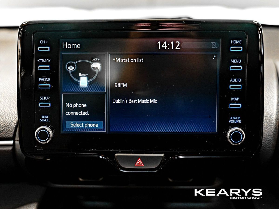 2022 Toyota Yaris Cross - image 12