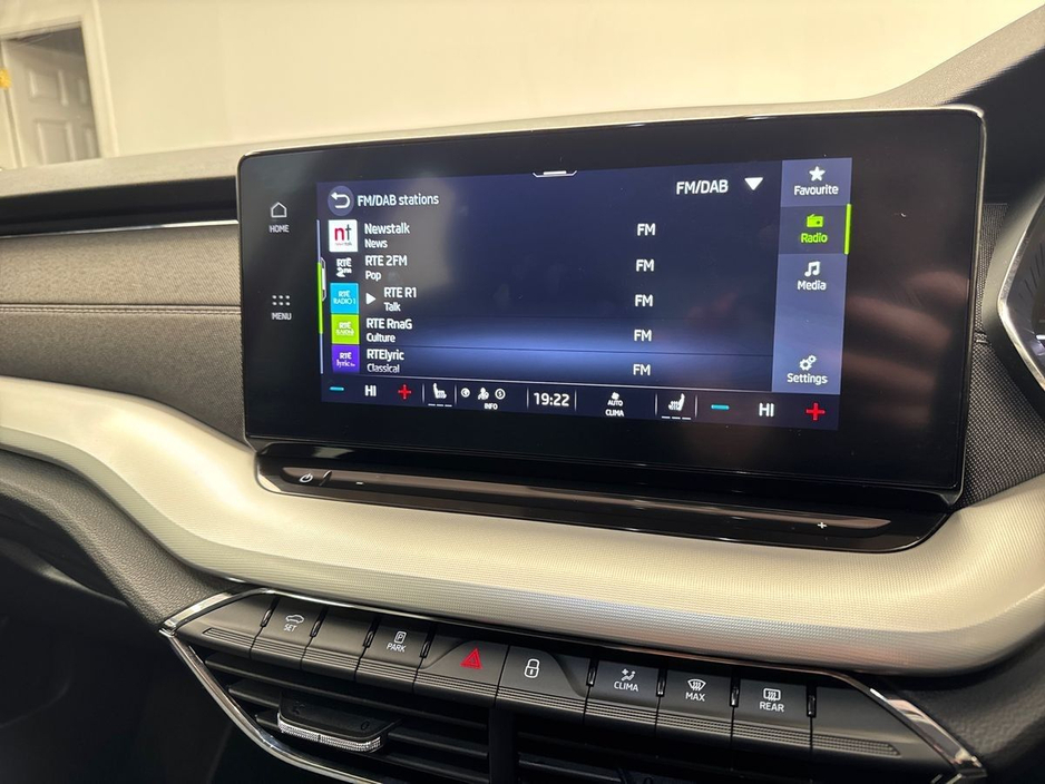 2024 Skoda Octavia - image 18