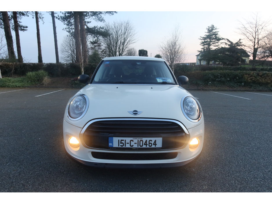 2015 MINI Hatch - image 8