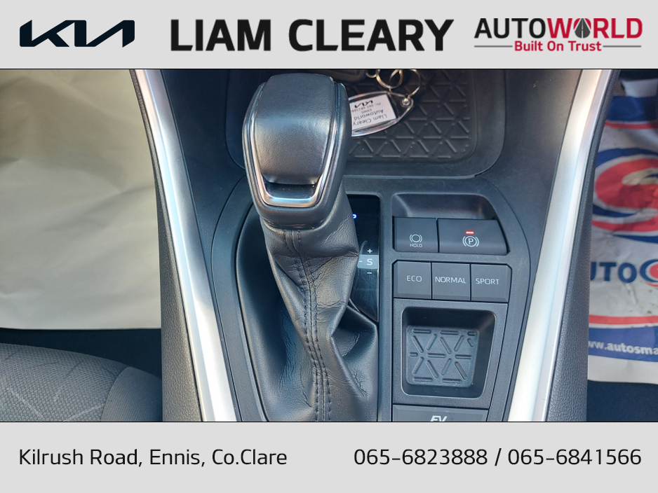 2021 Toyota Rav4 - image 11