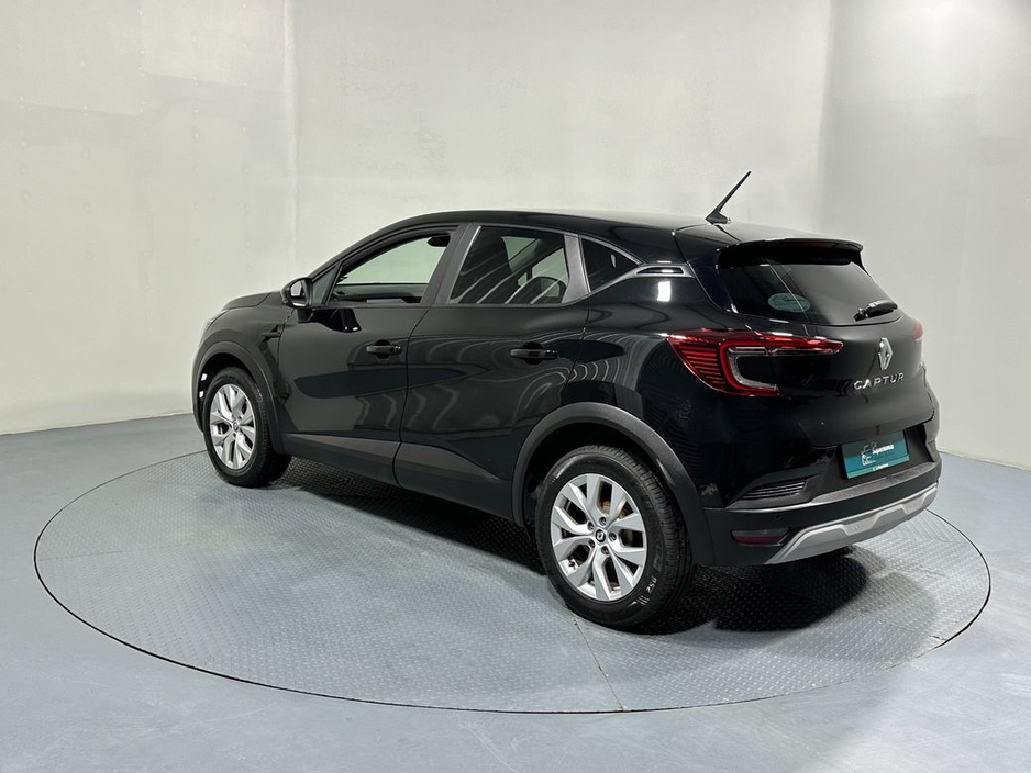 2022 Renault Captur Iconic Edition 1.0 Petrol 222 €17,250
