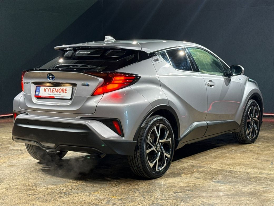 2020 Toyota C-HR - image 3