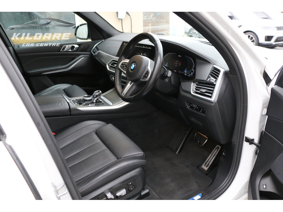 2021 BMW X5 XDRIVE 45E M SPORT €59,995
