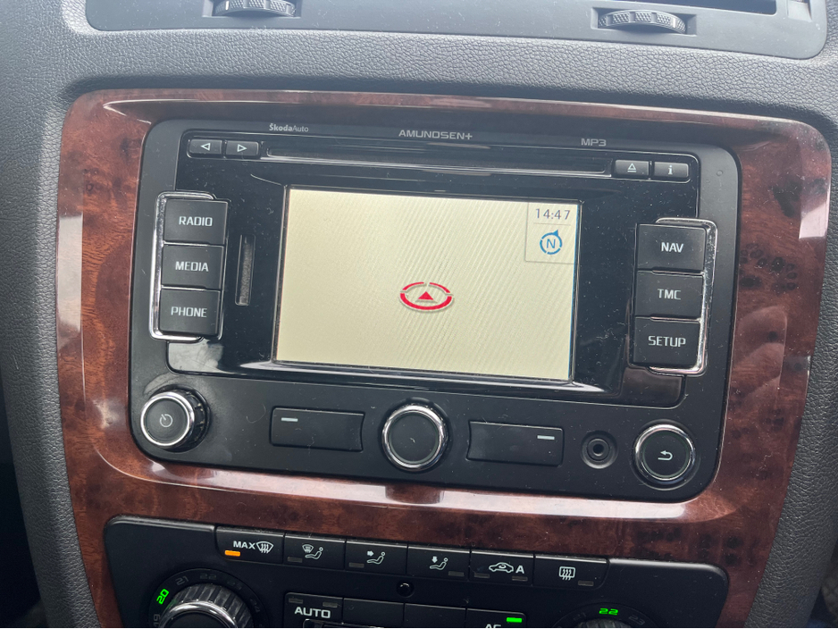 2013 Skoda Octavia - image 12